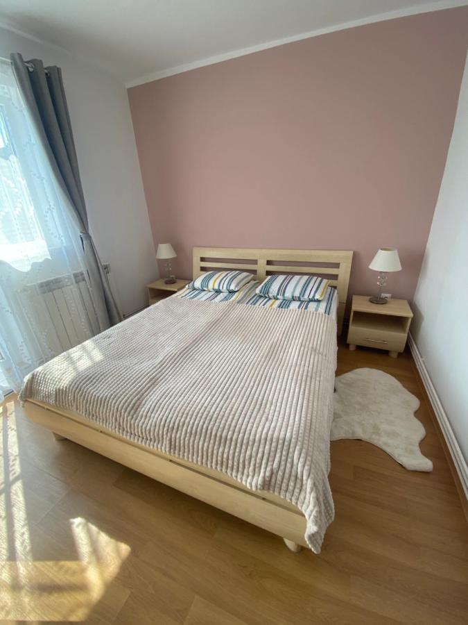 Sendy Apartman 2 Apartment Sfantu Gheorghe  Exterior photo