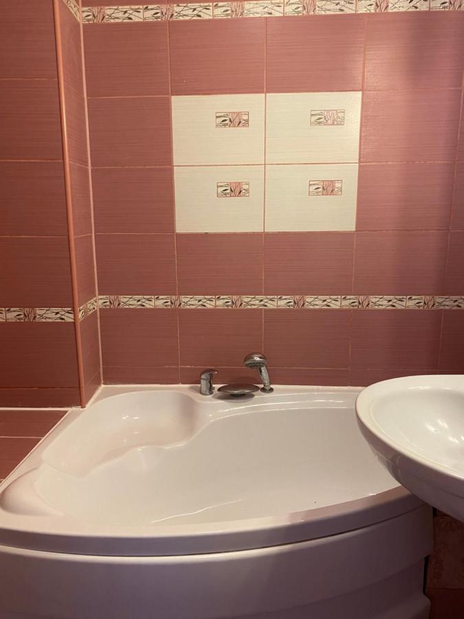 Sendy Apartman 2 Apartment Sfantu Gheorghe  Exterior photo